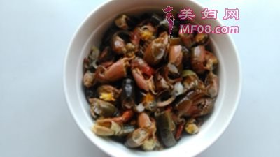 十三香烧小龙虾怎么做好吃 家常十三香烧小龙虾的做法
