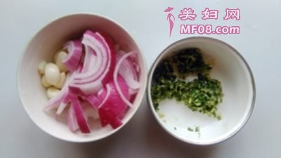十三香烧小龙虾怎么做好吃 家常十三香烧小龙虾的做法