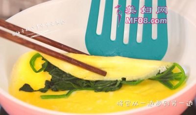 菠菜厚蛋烧怎么做好吃 菠菜厚蛋烧最正宗的做法