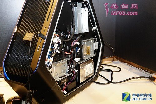 ͼPCWatchAlienware Area 51 OEMʵĻ㡣Ȼ豸ʾĴȻES 롣