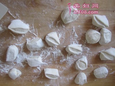 瓠子肉馅生煎包怎么做好吃 瓠子肉馅生煎包最正宗的做法