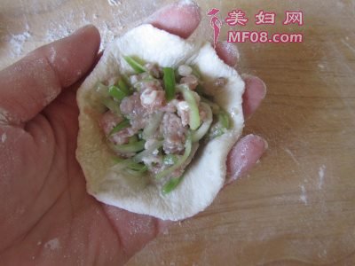 瓠子肉馅生煎包怎么做好吃 瓠子肉馅生煎包最正宗的做法