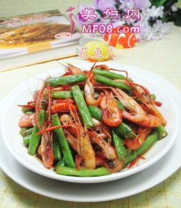 梅豆炒河虾最正宗的做法 家常梅豆炒河虾的做法