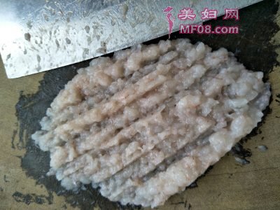 虾泥丝瓜盅最正宗的做法 家常虾泥丝瓜盅的做法