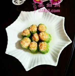 虾泥丝瓜盅最正宗的做法 家常虾泥丝瓜盅的做法