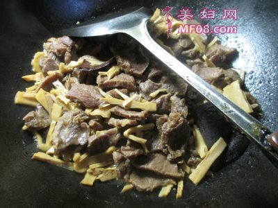 水笋烧牛肉怎么做好吃 水笋烧牛肉的家常做法
