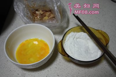 肉汁四溢炸鸡块最正宗的做法 家常肉汁四溢炸鸡块的做法
