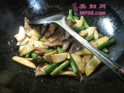 怎么做梅豆茭白炒猪肝最好吃 梅豆茭白炒猪肝怎么做好吃