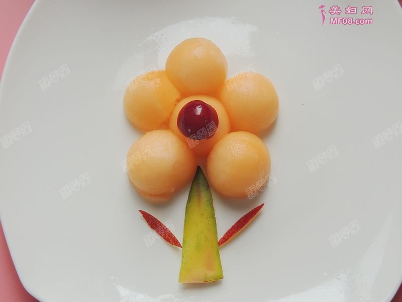 水果拼盘怎么做好吃 水果拼盘最正宗的做法