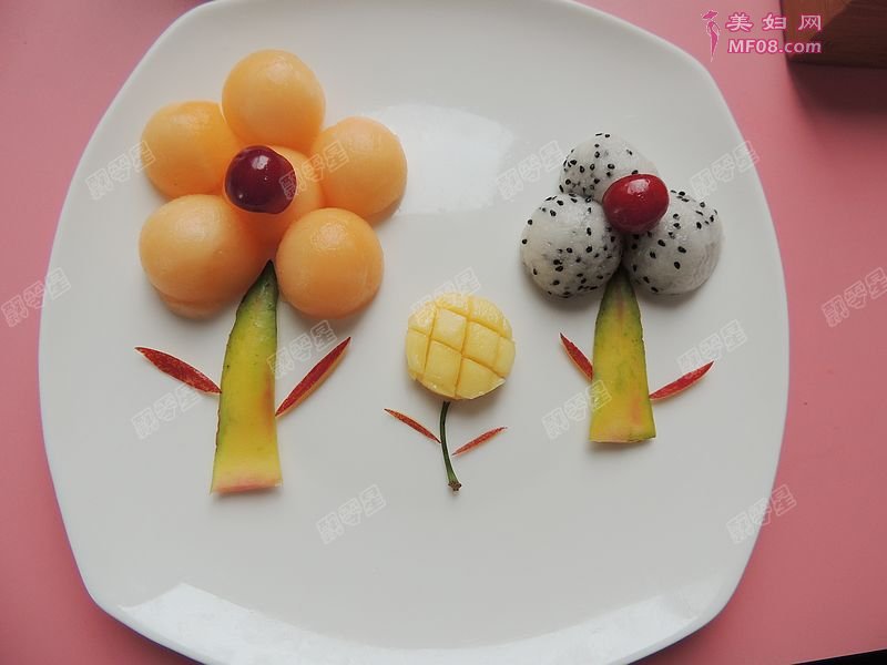 水果拼盘怎么做好吃 水果拼盘最正宗的做法