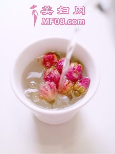 玫瑰柠檬茶怎么做好吃 玫瑰柠檬茶最正宗的做法