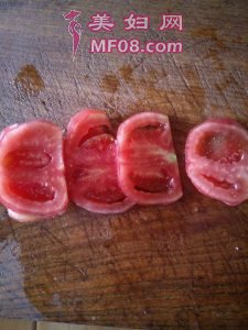 糖拌西红柿怎么做好吃 家常糖拌西红柿的做法
