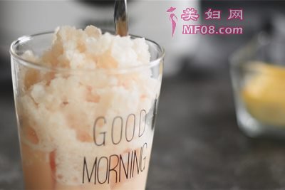 顺滑香甜奶茶布丁沙冰怎么做好吃 顺滑香甜奶茶布丁沙冰最正宗的做法