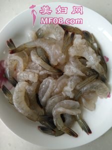 口蘑鲜虾沙拉怎么做好吃 口蘑鲜虾沙拉最正宗的做法