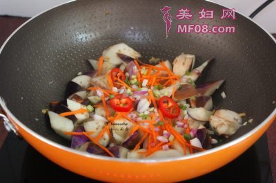 家常家常炒茄子的做法 家常炒茄子怎么做好吃