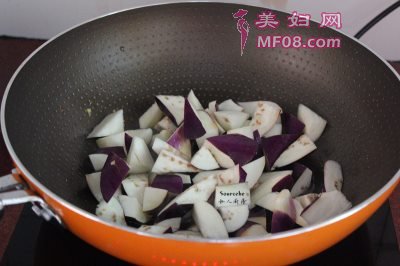 家常家常炒茄子的做法 家常炒茄子怎么做好吃
