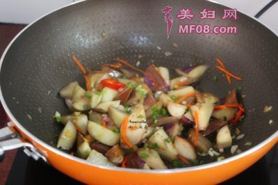 家常家常炒茄子的做法 家常炒茄子怎么做好吃