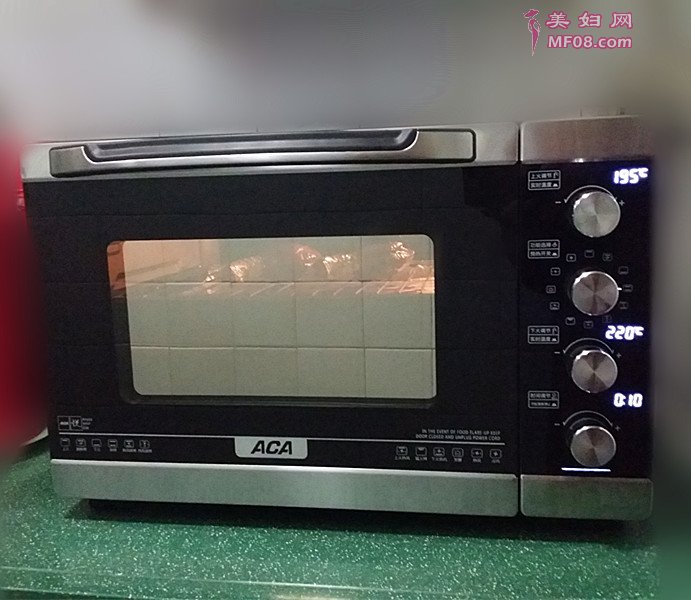 黑胡椒牛排酱烤鸭腿怎么做好吃 黑胡椒牛排酱烤鸭腿的家常做法