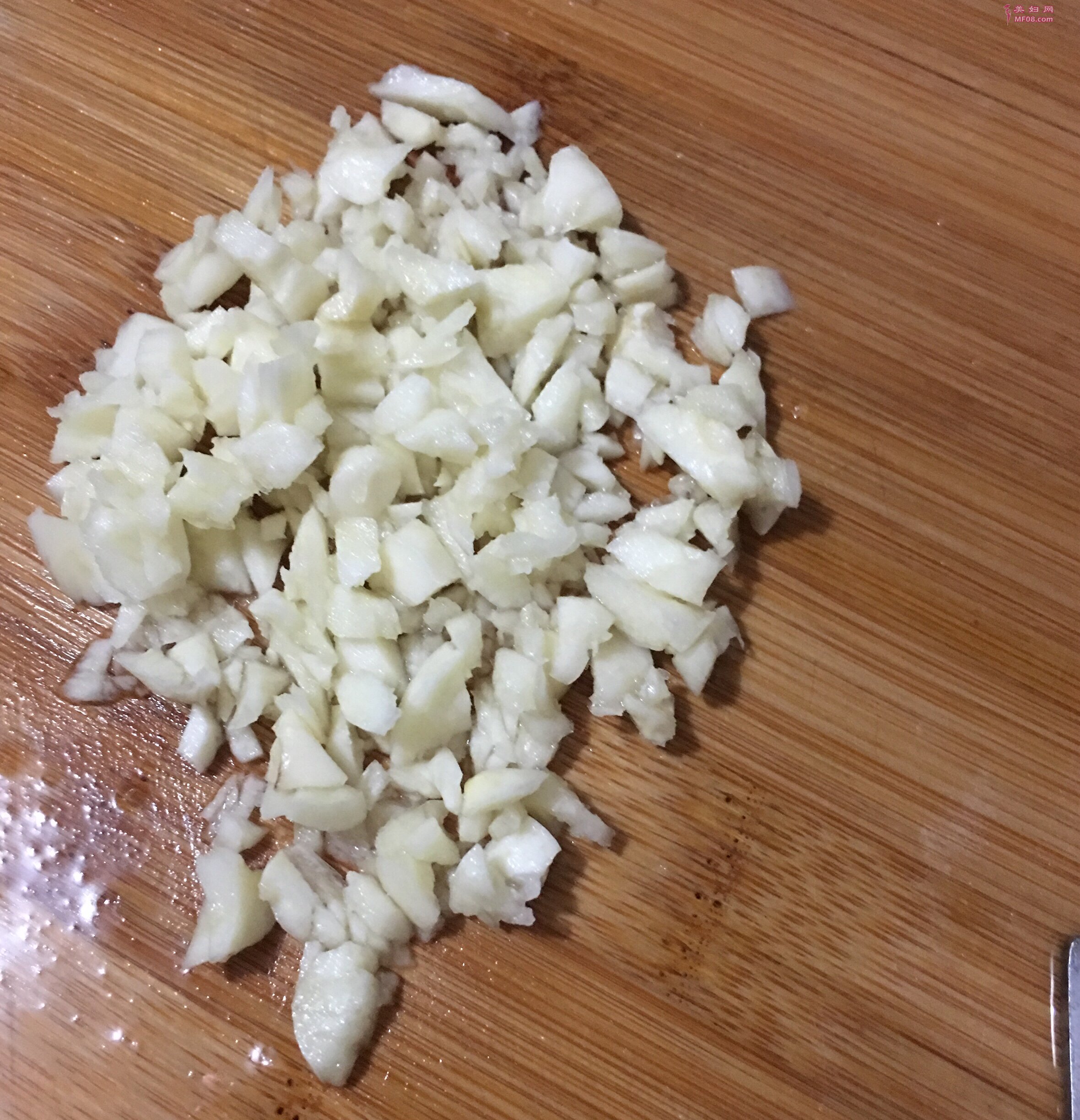 青椒炒肉片怎么做好吃 家常青椒炒肉片的做法