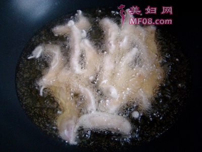 糖醋里脊怎么做好吃 糖醋里脊的家常做法