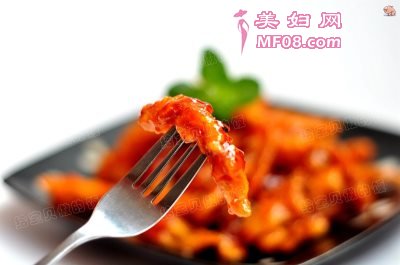 糖醋里脊怎么做好吃 糖醋里脊的家常做法