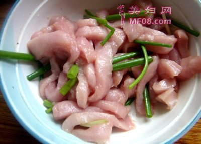 糖醋里脊怎么做好吃 糖醋里脊的家常做法