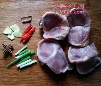 香辣鸭胗怎么做好吃 家常香辣鸭胗的做法