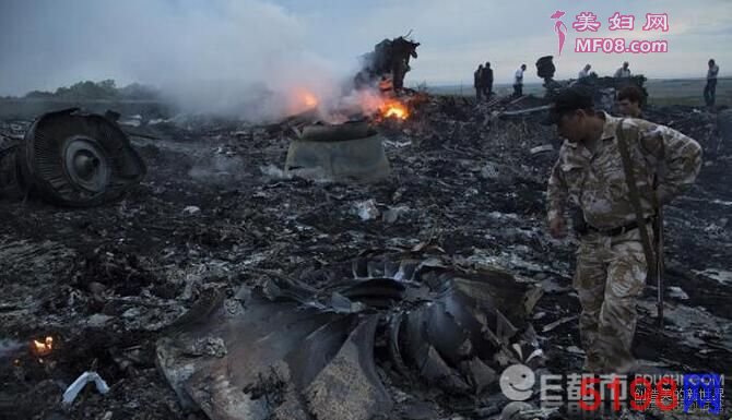 马航MH17坠毁事件三周年 荷兰国王夫妇出席纪念活动遇难乘客尸横遍野画面曝光