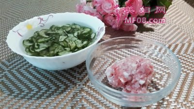 肉末黄瓜钱最正宗的做法 家常肉末黄瓜钱的做法肉末黄瓜钱