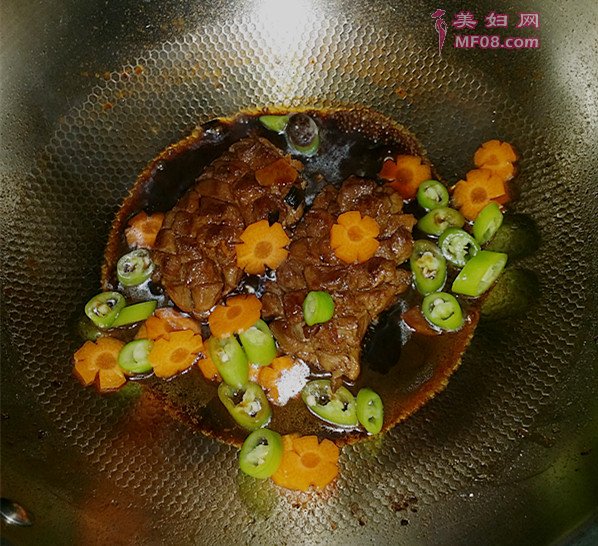 香煎鸭脯肉怎么做 香煎鸭脯肉的做法