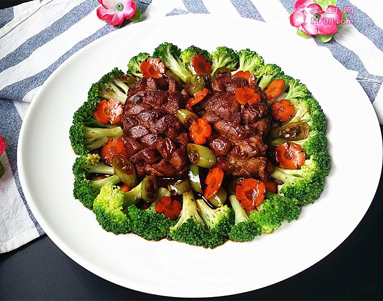 香煎鸭脯肉怎么做 香煎鸭脯肉的做法