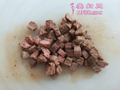 家常多汁碎牛排三明治的做法 多汁碎牛排三明治怎么做好吃