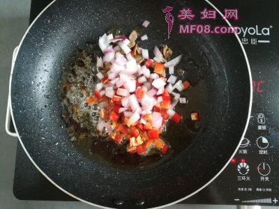 家常多汁碎牛排三明治的做法 多汁碎牛排三明治怎么做好吃
