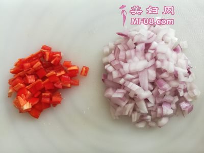 家常多汁碎牛排三明治的做法 多汁碎牛排三明治怎么做好吃