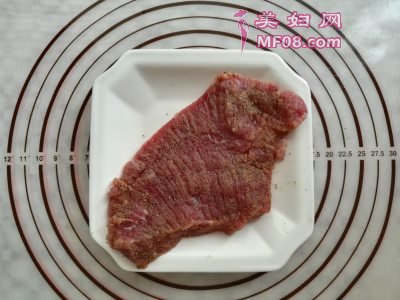 家常多汁碎牛排三明治的做法 多汁碎牛排三明治怎么做好吃