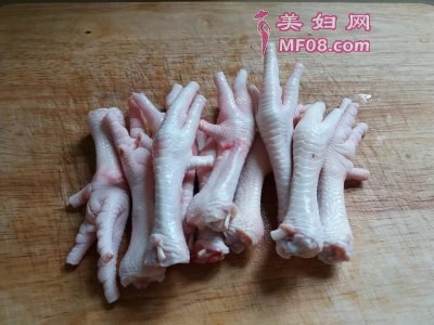 豉油鸡爪怎么做好吃 豉油鸡爪最正宗的做法