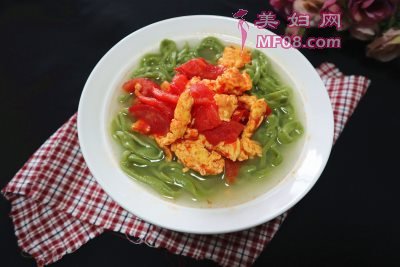怎么做西红柿鸡蛋菠菜面最好吃 西红柿鸡蛋菠菜面怎么做好吃
