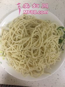 葱香凉面怎么做好吃 家常葱香凉面的做法