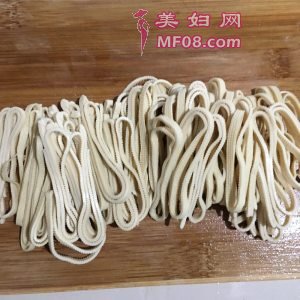 家常凉拌豆皮黄瓜胡萝卜丝的做法 凉拌豆皮黄瓜胡萝卜丝怎么做好吃