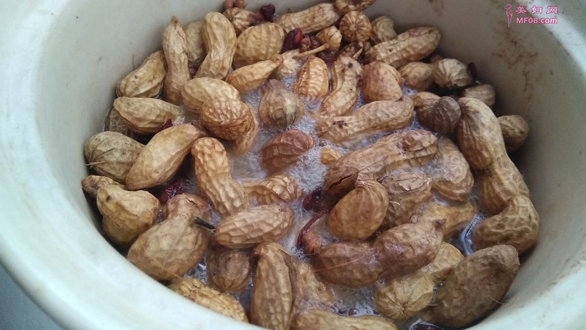 海盐花生怎么做好吃 家常海盐花生的做法