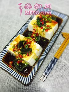 皮蛋豆腐最正宗的做法 家常皮蛋豆腐的做法