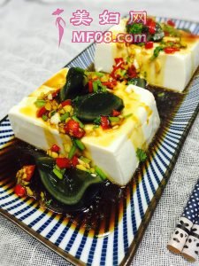 皮蛋豆腐最正宗的做法 家常皮蛋豆腐的做法