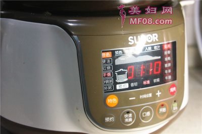 干焗花生怎么做好吃 家常干焗花生的做法