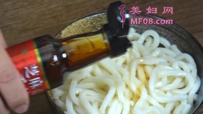 招牌乌冬面最正宗的做法 家常招牌乌冬面的做法