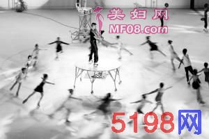 点击进入下一页