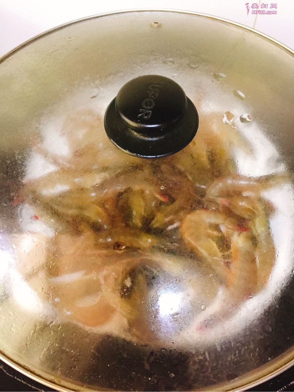 盐焗对虾怎么做 盐焗对虾的做法