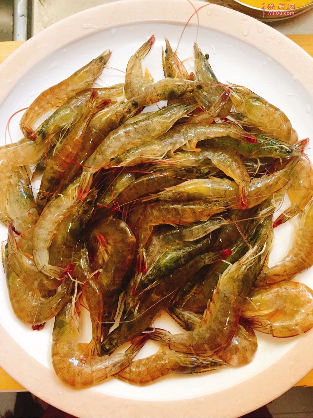盐焗对虾怎么做 盐焗对虾的做法