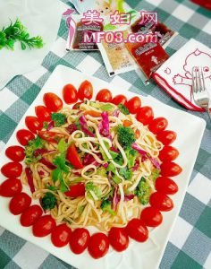 家常沙拉汁拌面的做法 沙拉汁拌面怎么做好吃