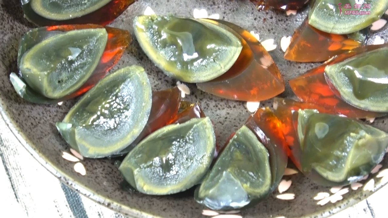 味极凉拌皮蛋怎么做好吃 味极凉拌皮蛋的家常做法