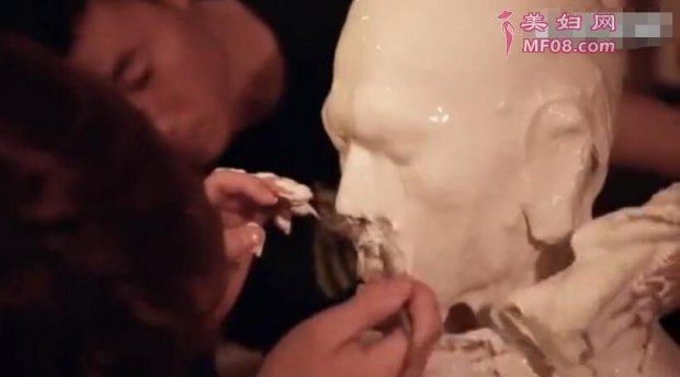 杨洋倒模真相 终于洗白了不是用来做替身